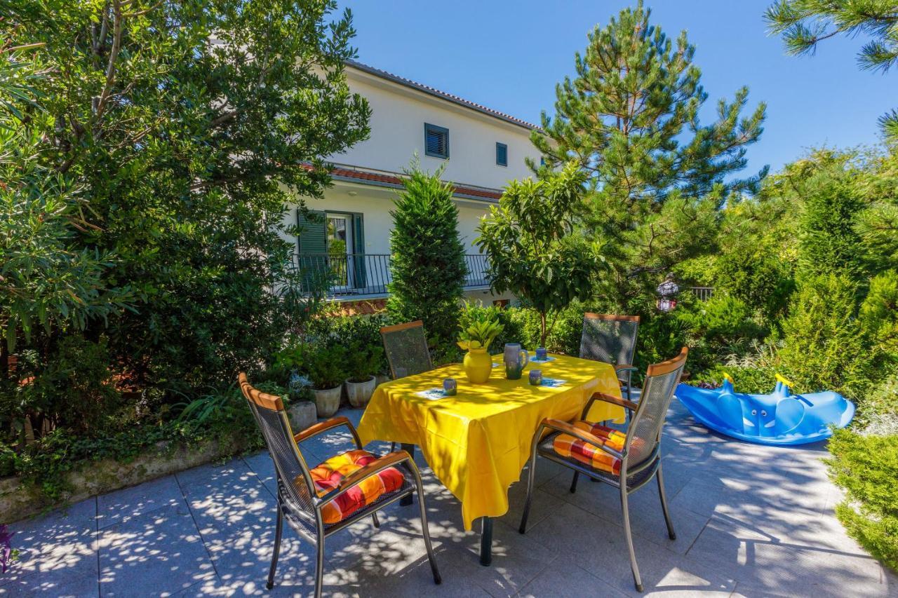קריקווניצה Apartments Loncaric מראה חיצוני תמונה