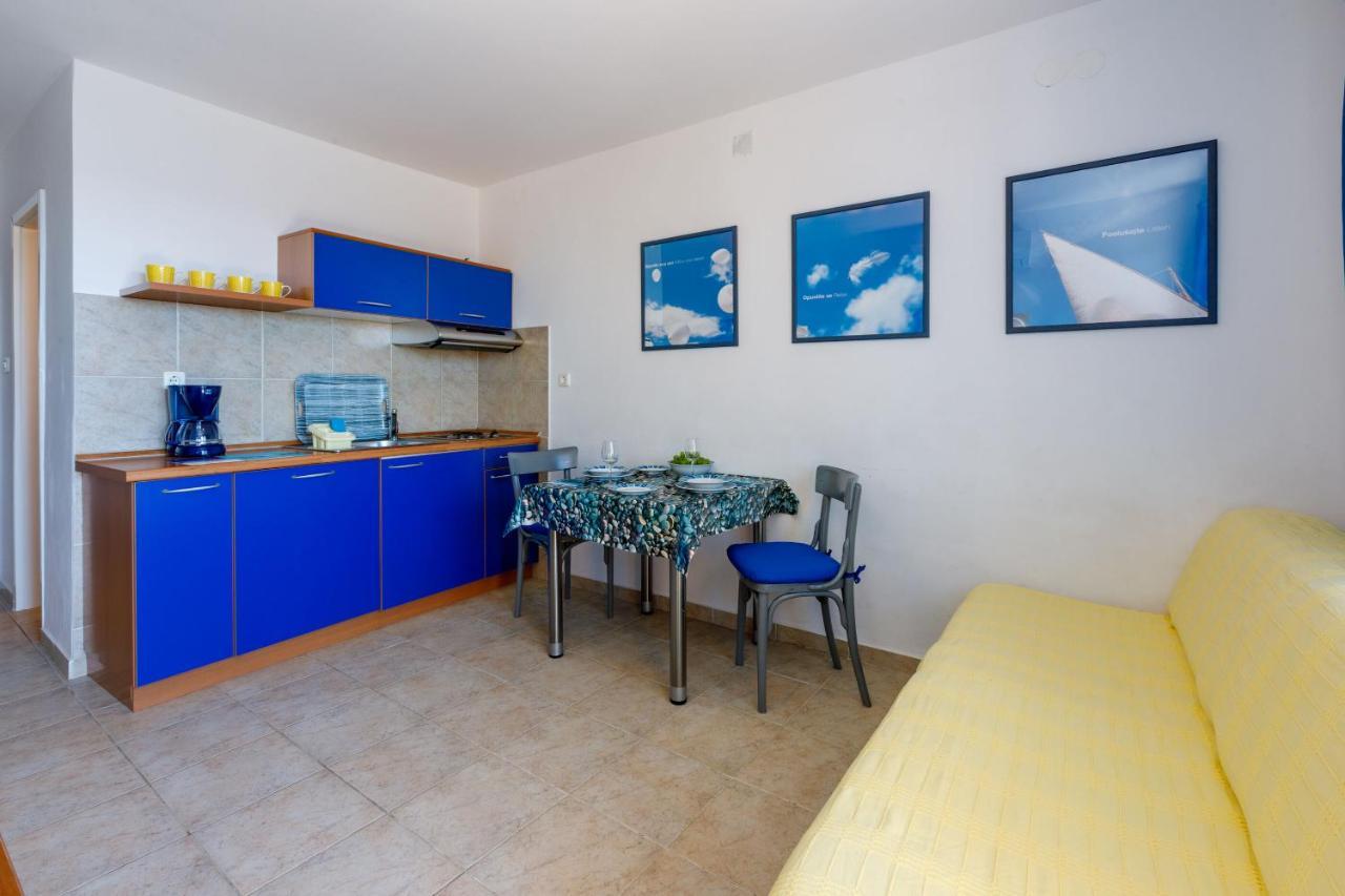 קריקווניצה Apartments Loncaric מראה חיצוני תמונה