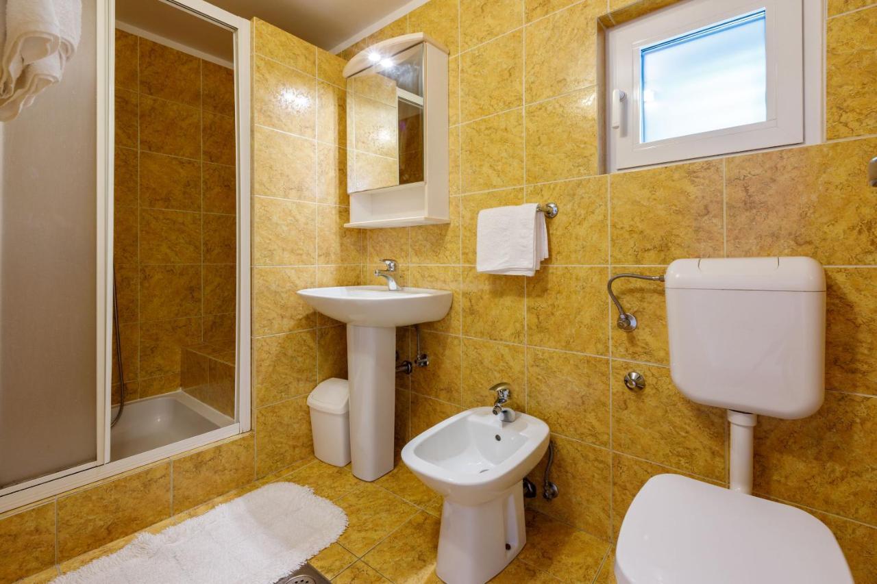 קריקווניצה Apartments Loncaric מראה חיצוני תמונה