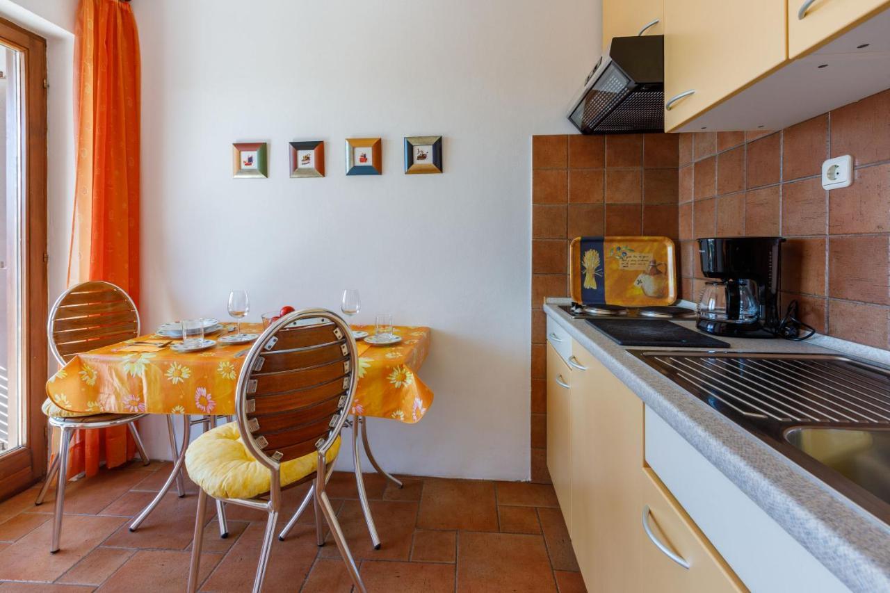 קריקווניצה Apartments Loncaric מראה חיצוני תמונה