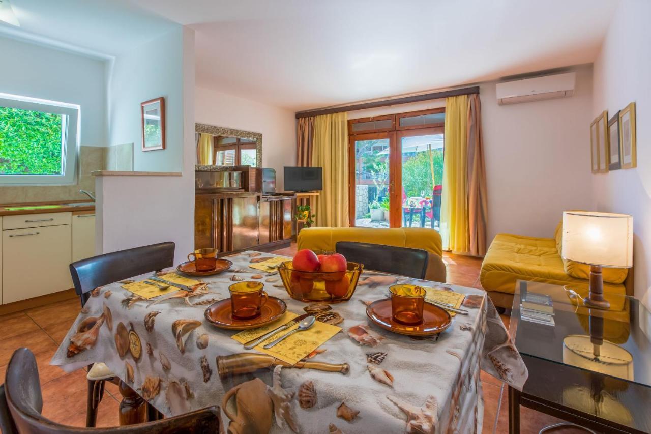 קריקווניצה Apartments Loncaric מראה חיצוני תמונה